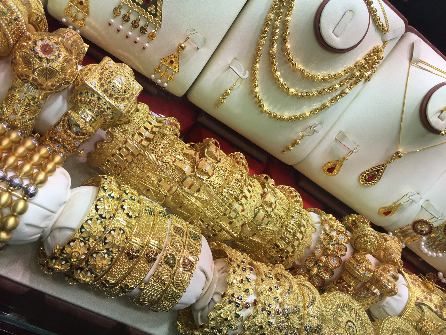 Unimaginable Things That You Will Find at the Deira Gold Souk in Dubai