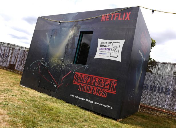 NYC hotel offers 'Stranger Things' binge-watching experience