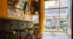 Where to Enjoy Great Food and Live Music in Chicago’s Old Town Neighborhood