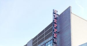 Plan Your Trip to Steppenwolf Theatre