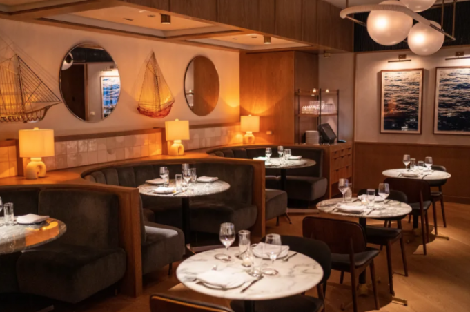 Lure Fishbar Chicago Opens in River North Lure Fishbar Chicago