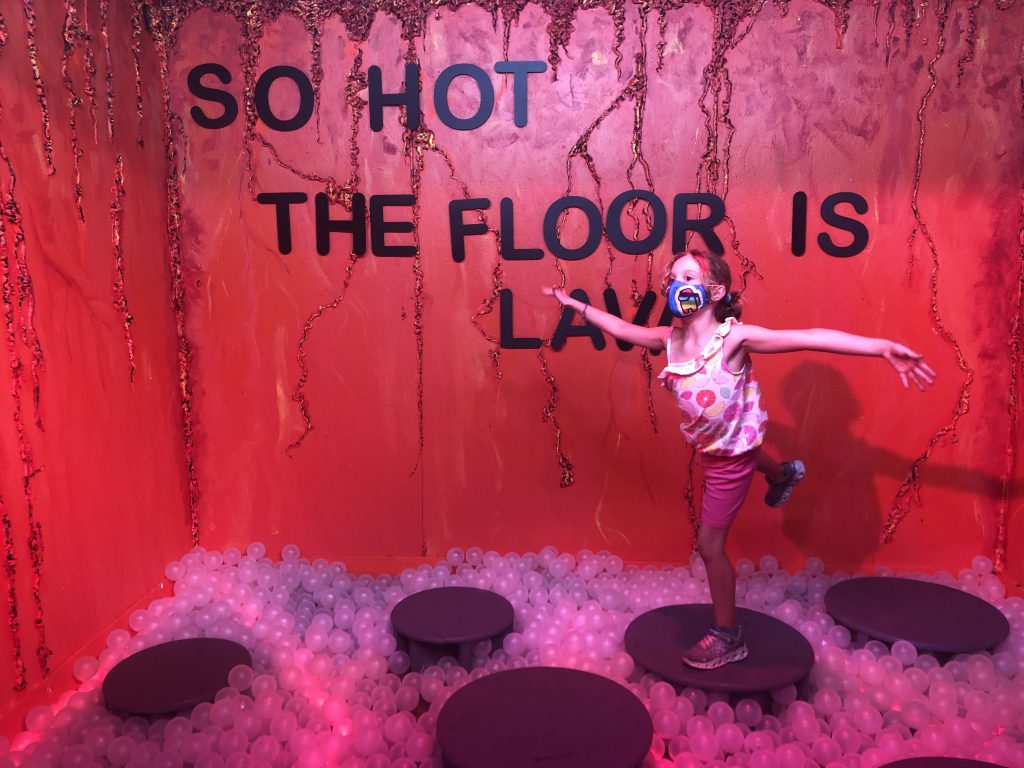 the floor is lava room HideSeek