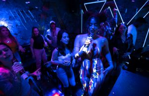 Unleash Your Inner Superstar By Exploring Chicago’s Thriving Karaoke Scene