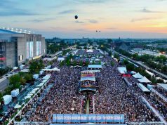 Chicago’s Top Outdoor Country Music Fest Blends Music and BBQ Bliss